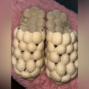 Bubble slides size 10